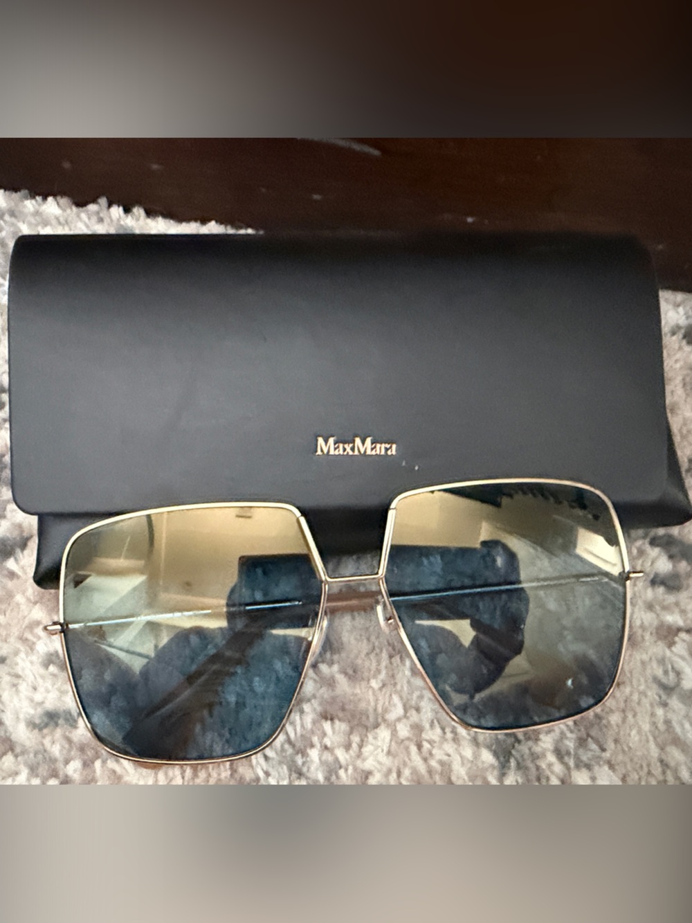 MaxMara sunglasses and Accessory Case with Gold Logo
